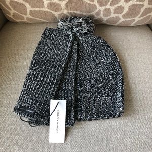 Rebecca Minkoff Hat&Arm Warmer Set